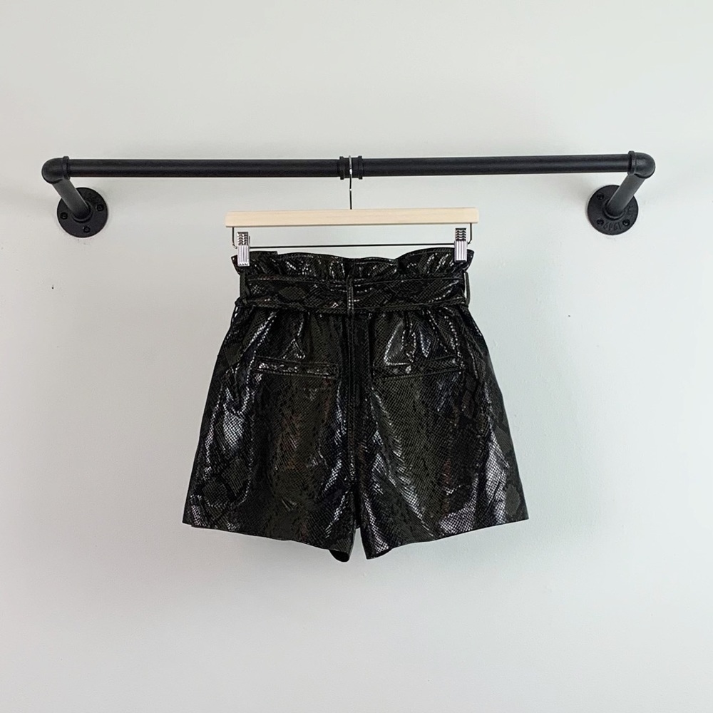 NWT Blank NYC Faux Snakeskin Paperbag Belted Shorts Make the Rules - Picture 7 of 7